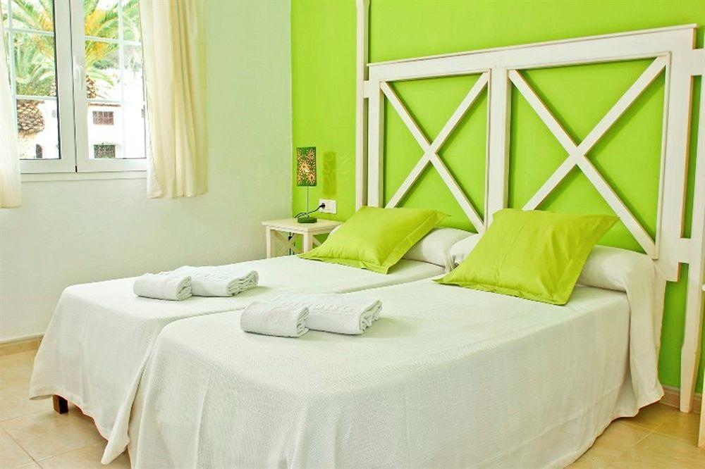 Apartamentos Son Bou Playa Gold المظهر الخارجي الصورة